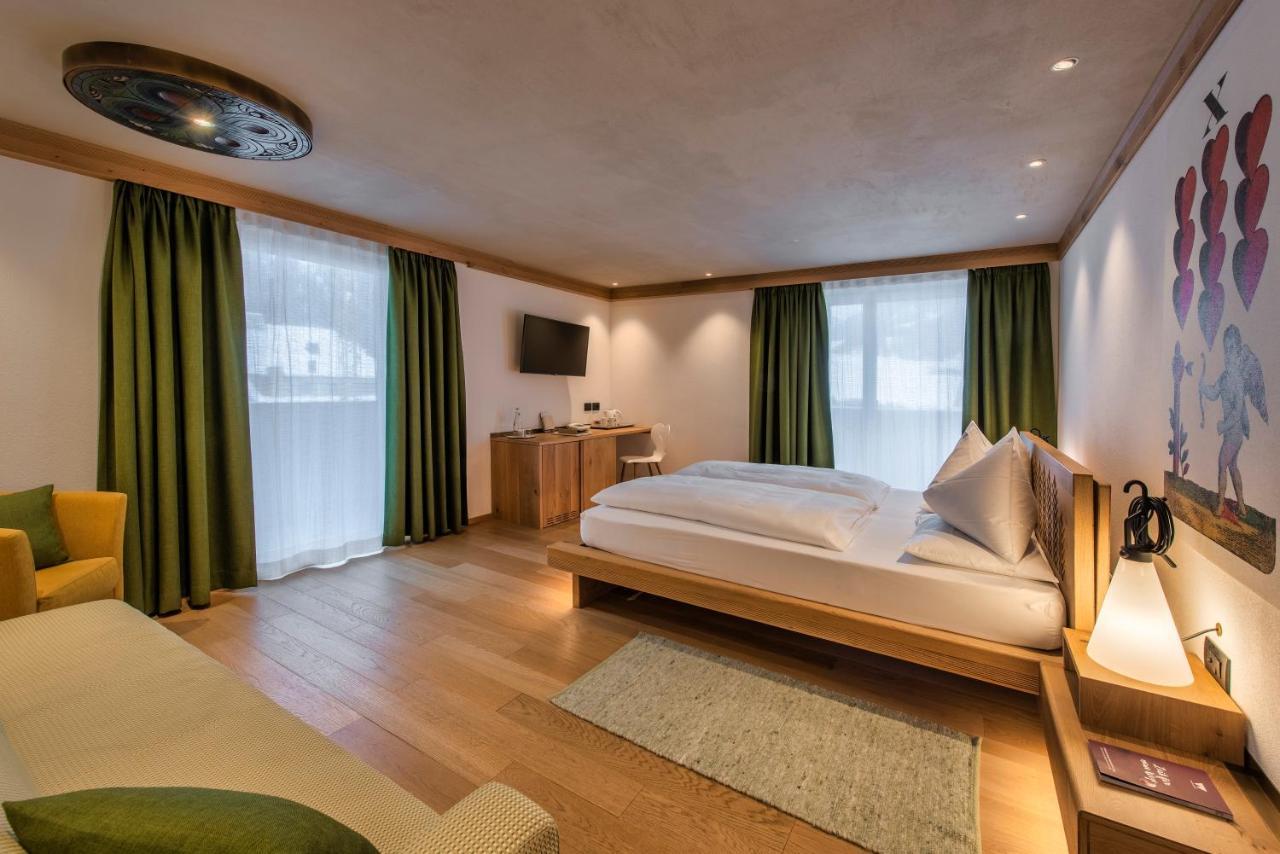 Posta Zirm Hotel Corvara In Badia Exterior photo